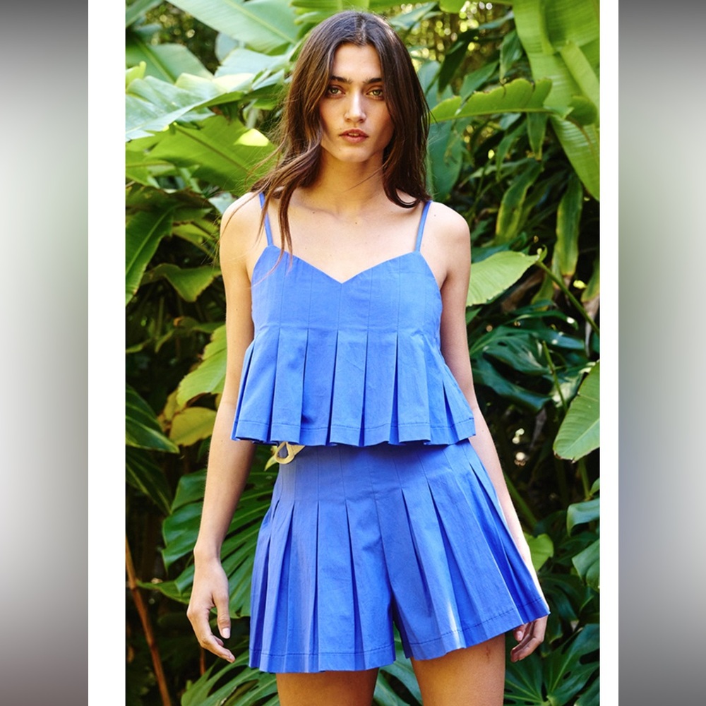 Blue Pleated High Waisted Woven Shorts